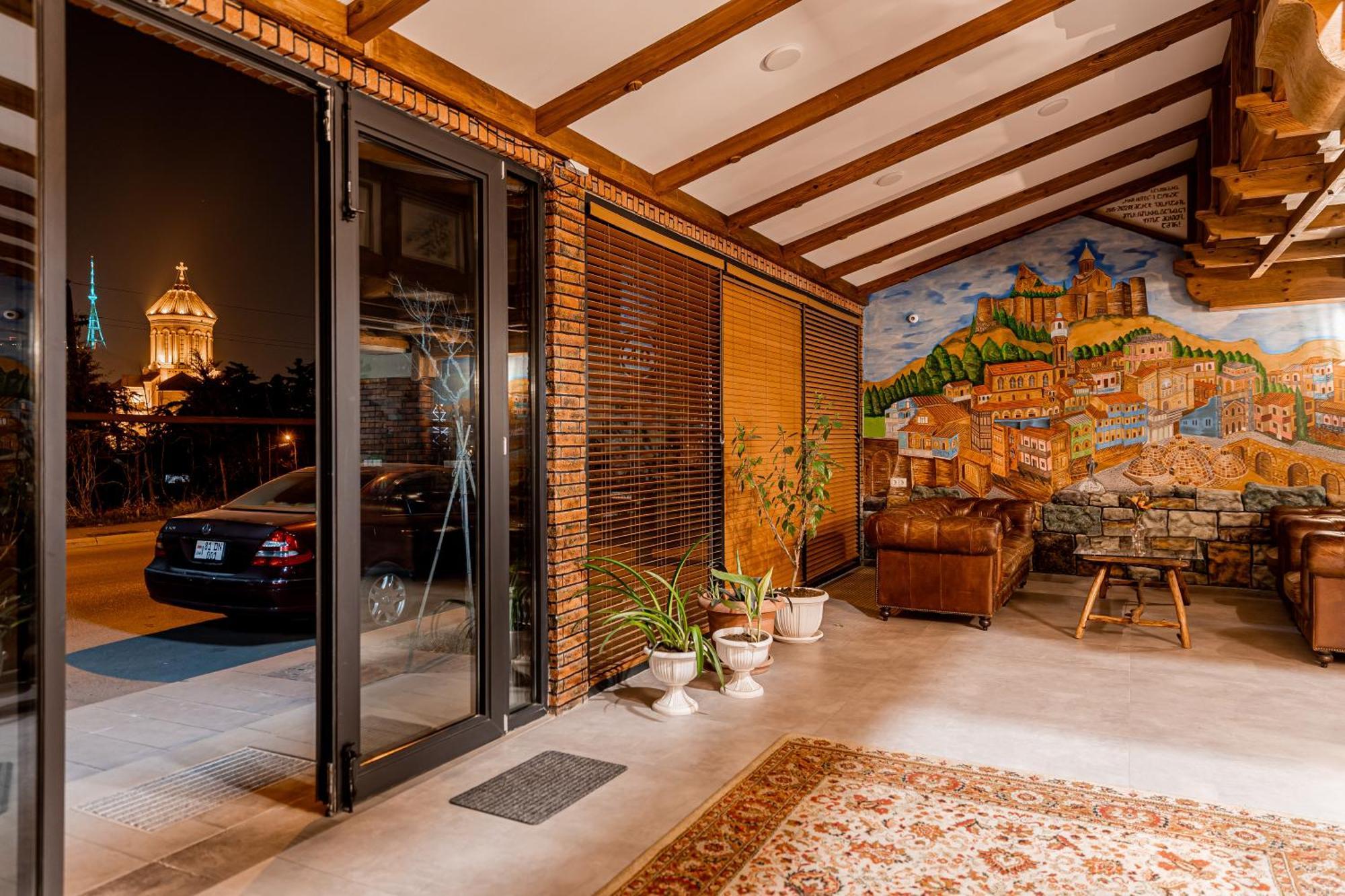 Ivy Hotel Tbilisi Ngoại thất bức ảnh